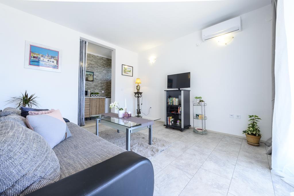 Lorelai Apartamento *